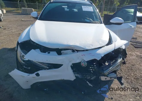 2022 Alfa Romeo Stelvio Ti Awd z USA, uszkodzony, nr VIN ZASPAKBN5N7D24907